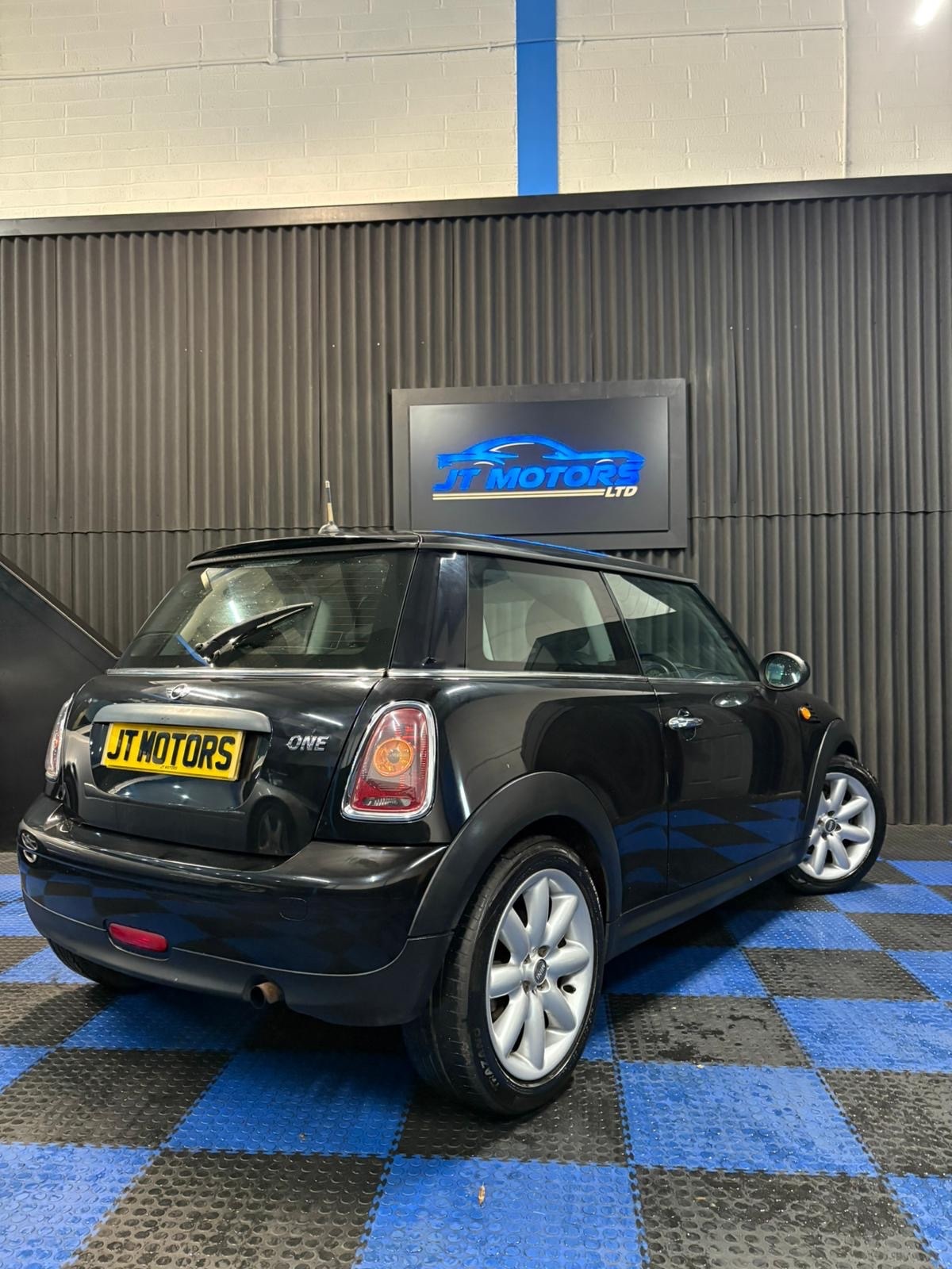 Used MINI Hatch 2009 for sale - 76559610: Photo 7