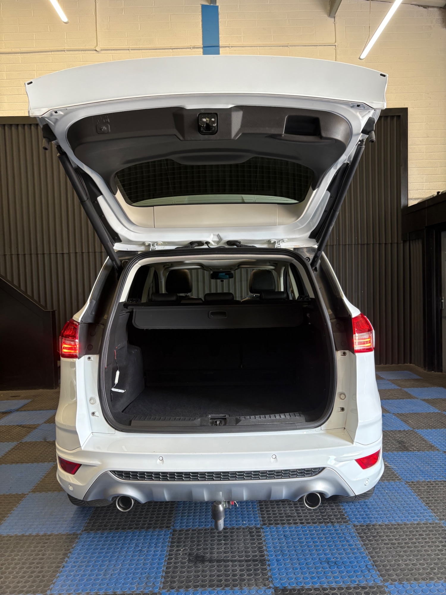 Vehicle 23