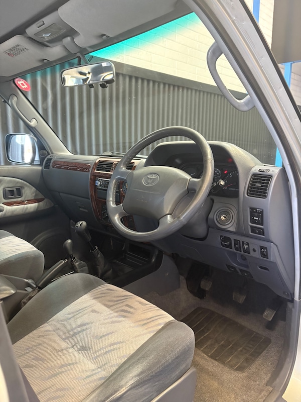 Used Toyota Landcruiser Colorado 2001 for sale - 76070621: Photo 9
