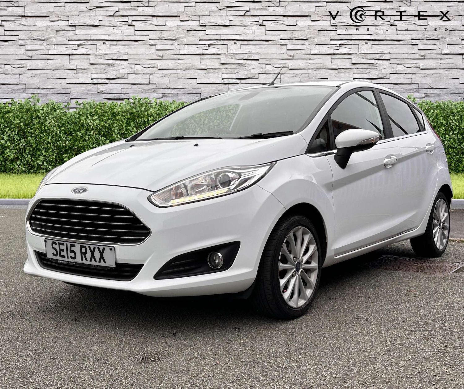 Used Ford Fiesta 2015 for sale - 76220572: Photo 3
