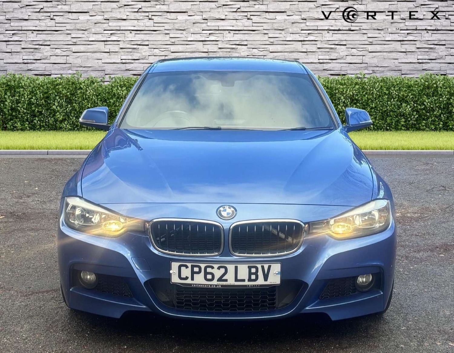 Used BMW 3 Series 2012 for sale - 76921251: Photo 2