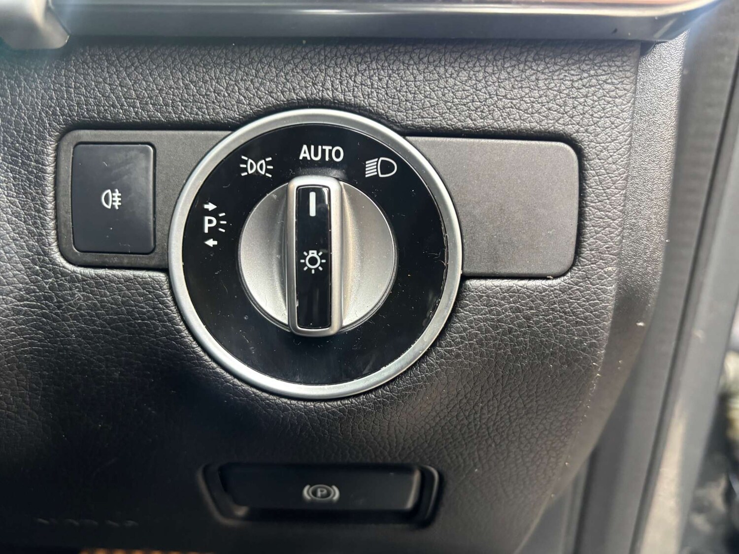 Used Mercedes-Benz GLE 2018 for sale - 77688283: Photo 45