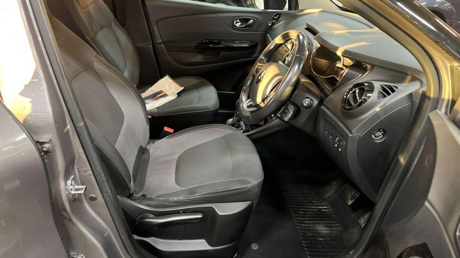 Used Renault Captur 2016 for sale - 76666279: Photo 9