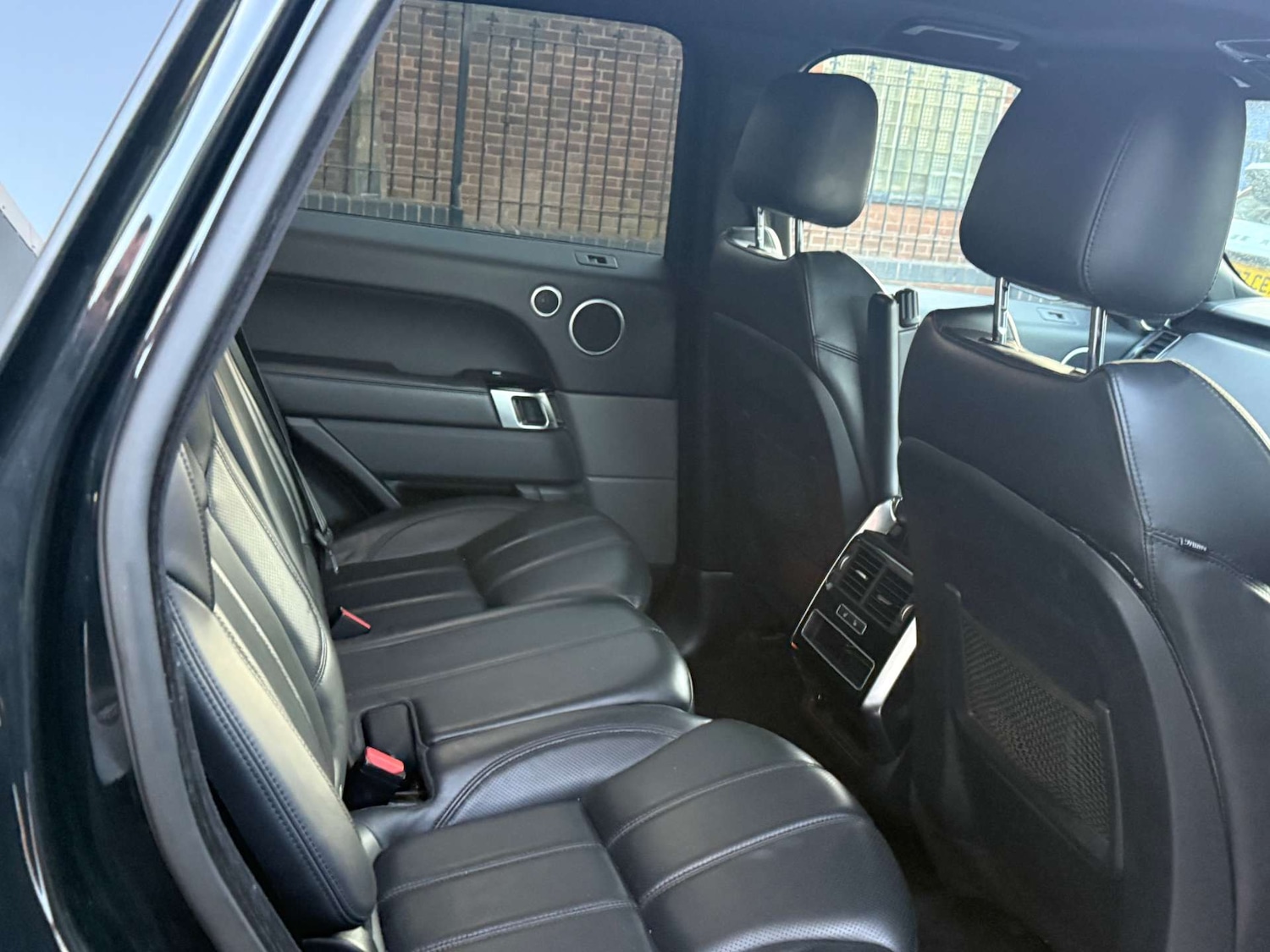 Used Land Rover Range Rover Sport 2017 for sale - 76693584: Photo 9