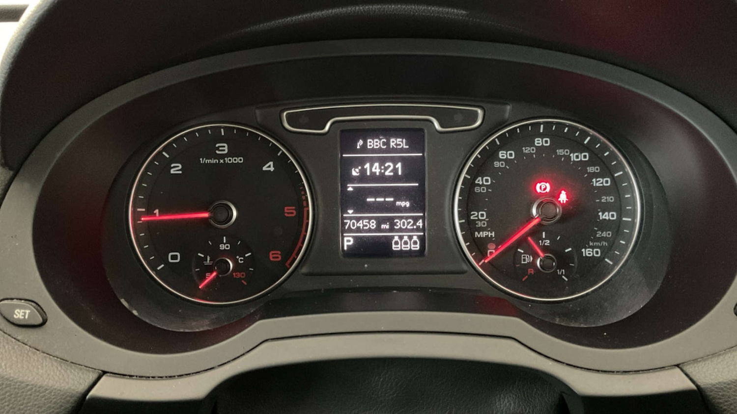 Used Audi Q3 2014 for sale - 76422582: Photo 9