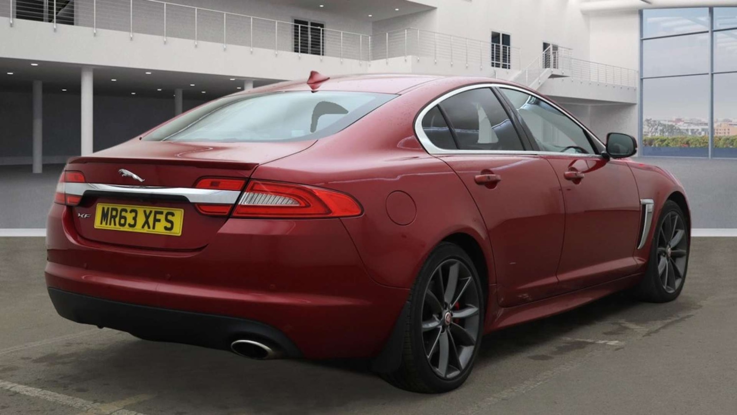 Used Jaguar XF 2013 for sale - 77224802: Photo 4