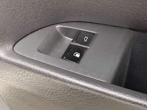Used Volkswagen Touareg 2010 for sale - 76232960: Photo 27