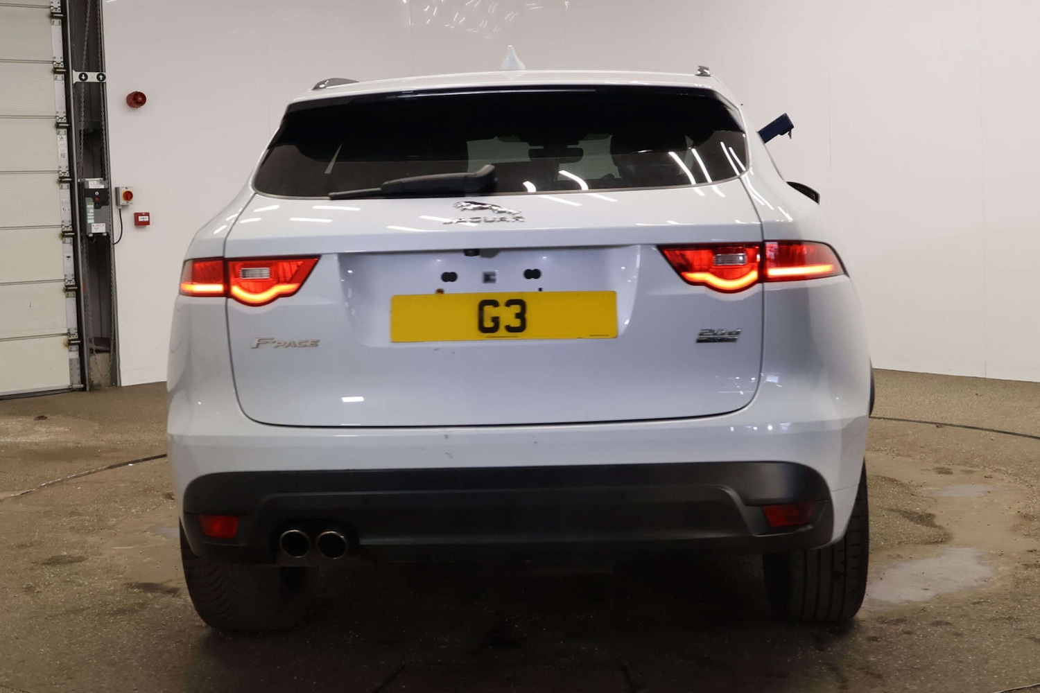 Used Jaguar F-Pace 2019 for sale - 77950389: Photo 2