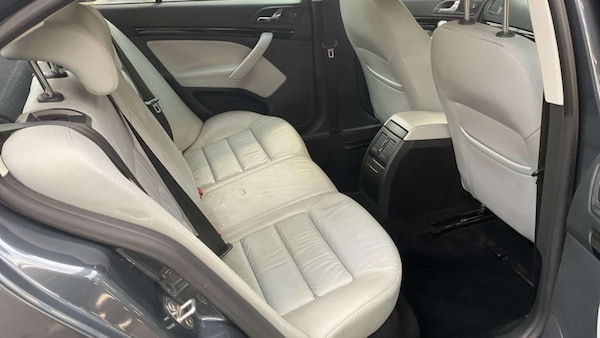 Used Skoda Octavia 2010 for sale - 76250060: Photo 8