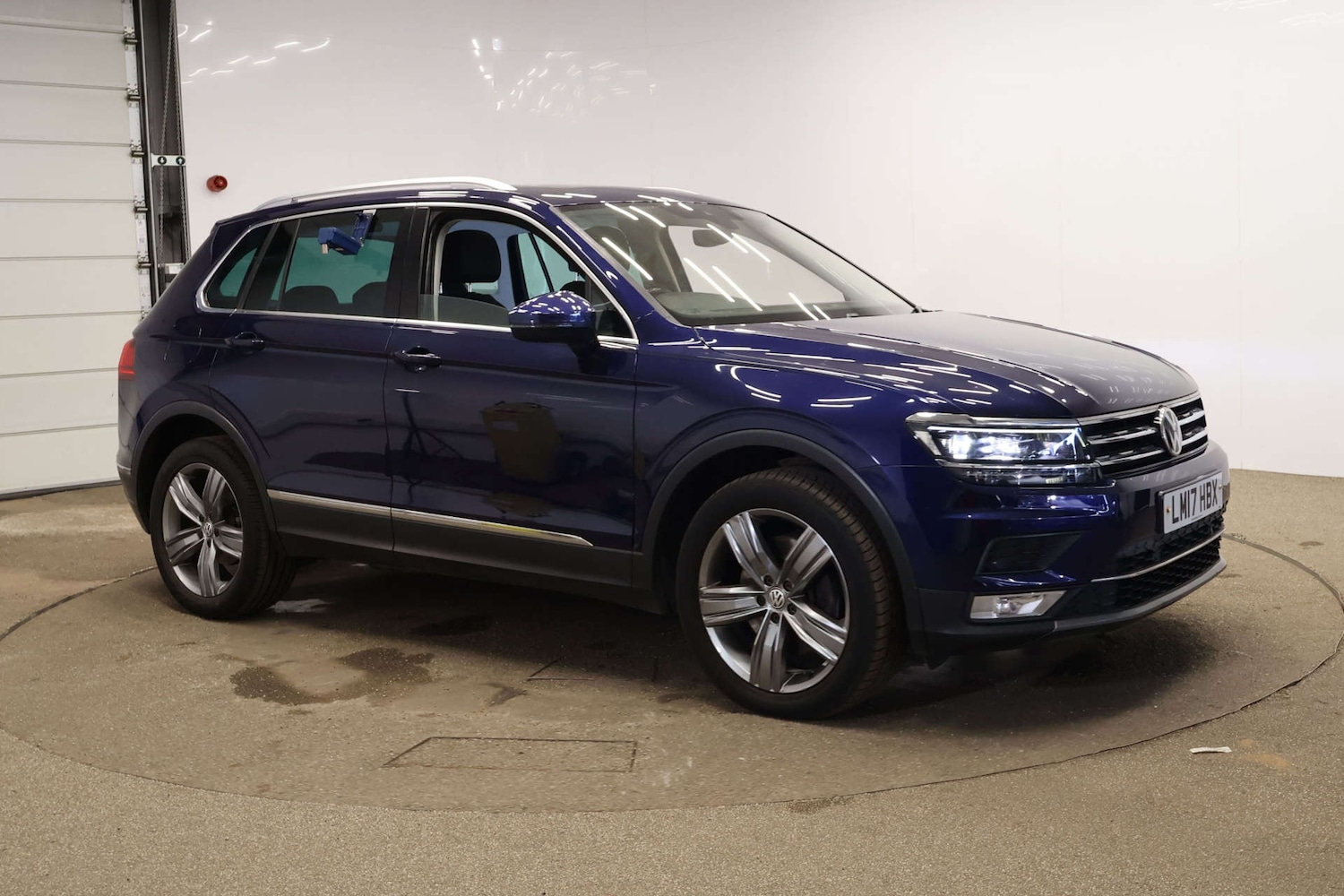 Used Volkswagen Tiguan 2017 for sale - 78083368: Photo 1