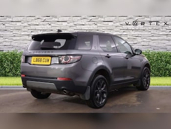Used Land Rover Discovery Sport 2019 for sale - 78736180: Photo