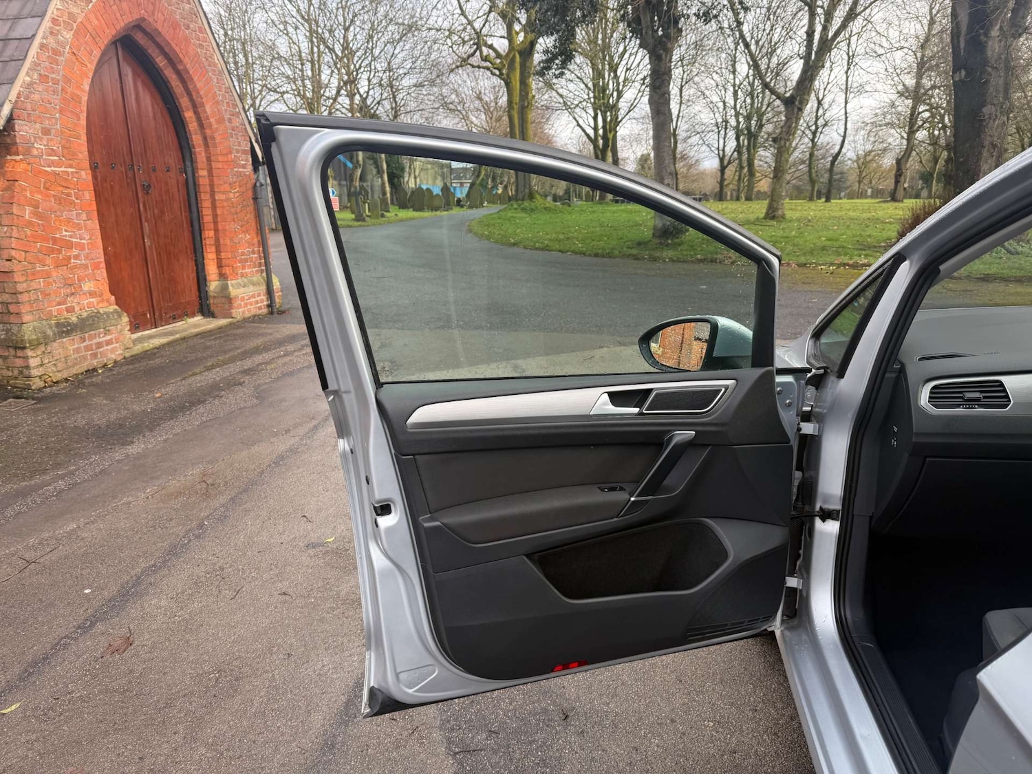 Used Volkswagen Golf SV 2014 for sale - 77475139: Photo 9