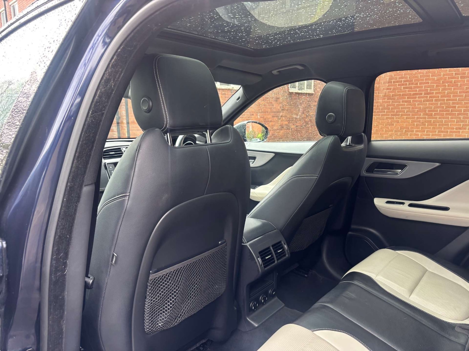 Used Jaguar F-Pace 2017 for sale - 77490182: Photo 18