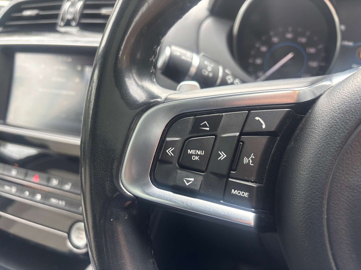 Used Jaguar F-Pace 2017 for sale - 77490182: Photo 19