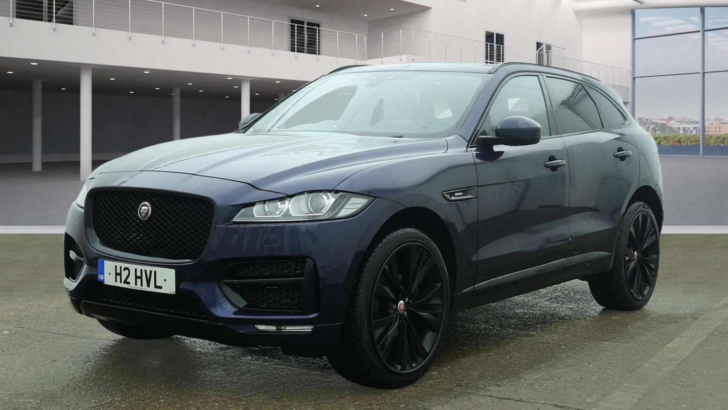 Used Jaguar F-Pace 2017 for sale - 77490182: Photo 2