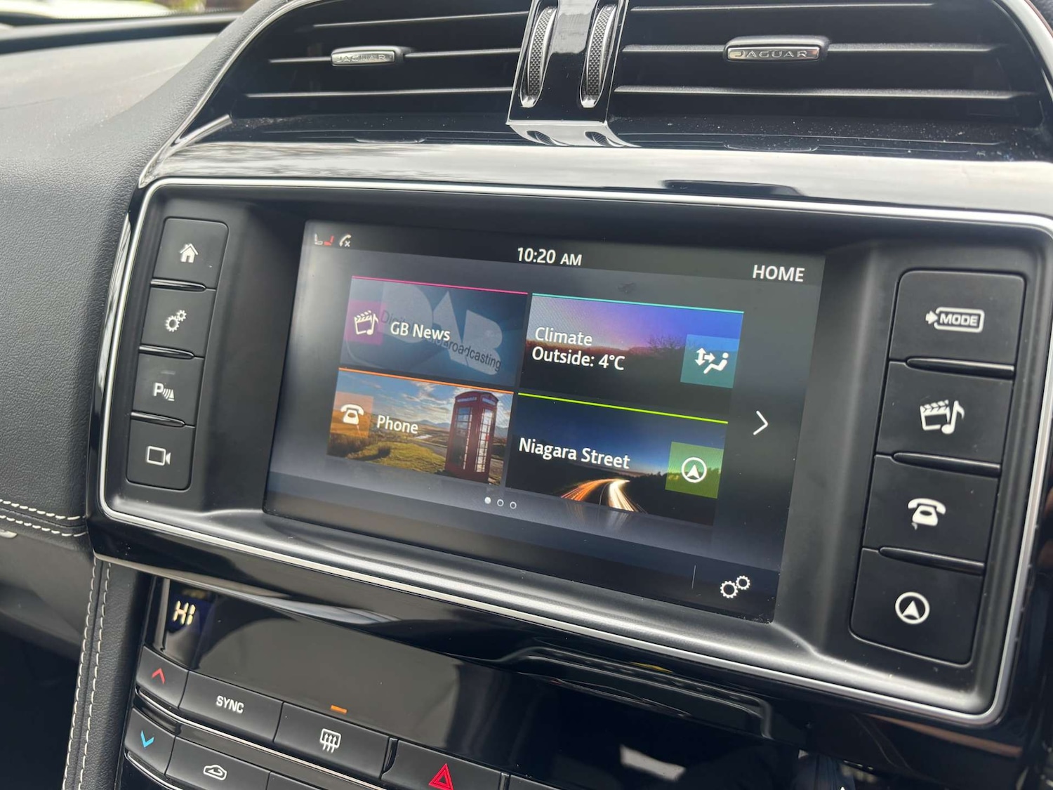 Used Jaguar F-Pace 2017 for sale - 77490182: Photo 34