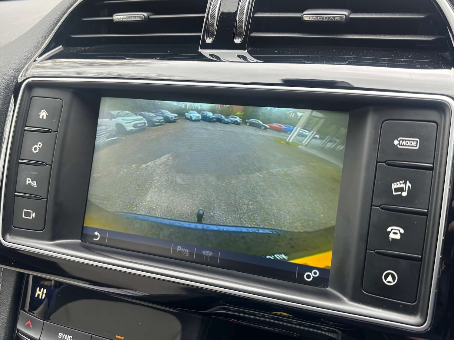 Used Jaguar F-Pace 2017 for sale - 77490182: Photo 38