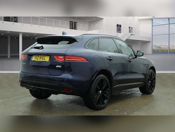 Used Jaguar F-Pace 2017 for sale - 77490182: Photo