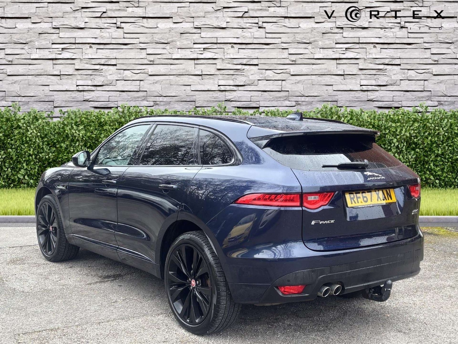 Used Jaguar F-Pace 2017 for sale - 77490182: Photo 6