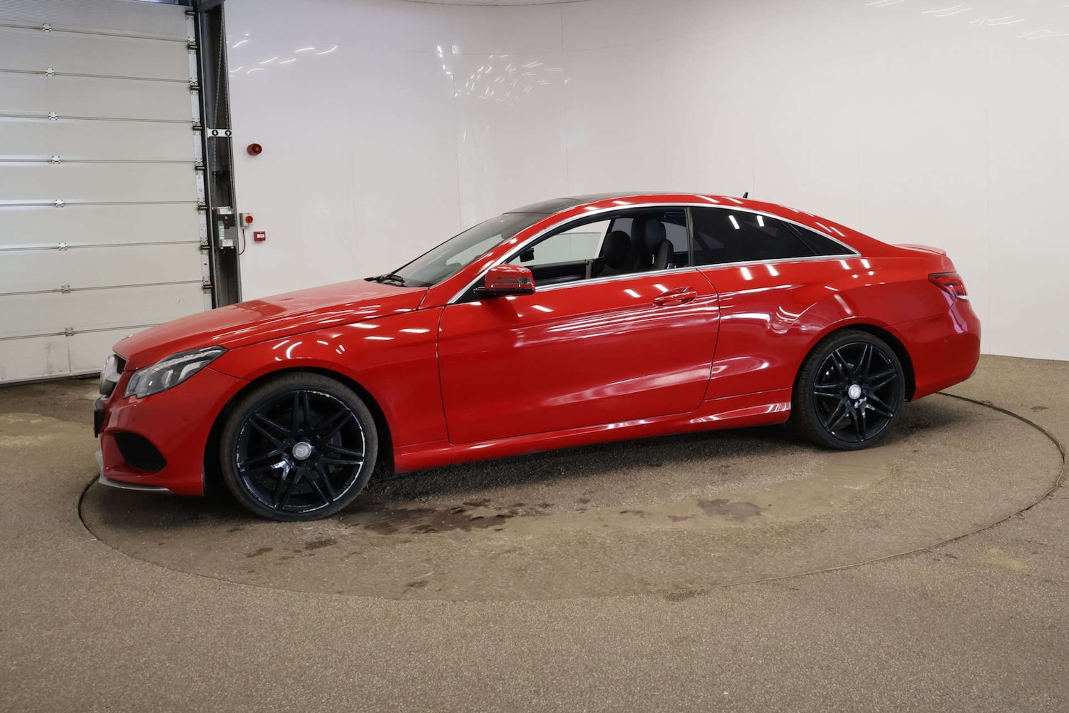 Used Mercedes-Benz E Class 2016 for sale - 78083437: Photo 8