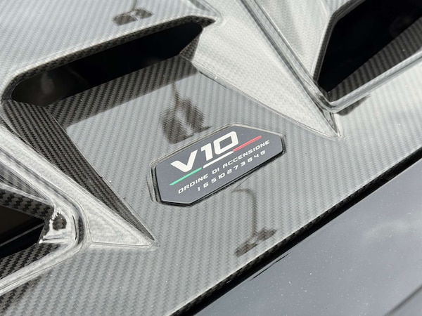 Used Lamborghini Huracan 2023 for sale - 75281230: Photo 19