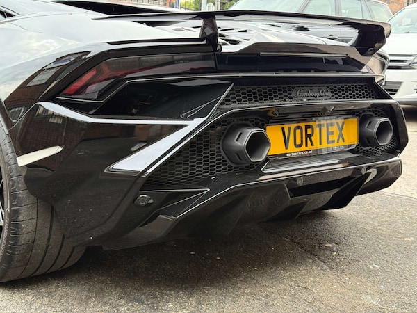 Used Lamborghini Huracan 2023 for sale - 75281230: Photo 34