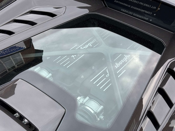 Used Lamborghini Huracan 2023 for sale - 75281230: Photo 39