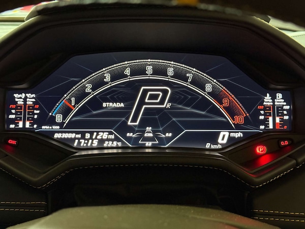 Used Lamborghini Huracan 2023 for sale - 75281230: Photo 42