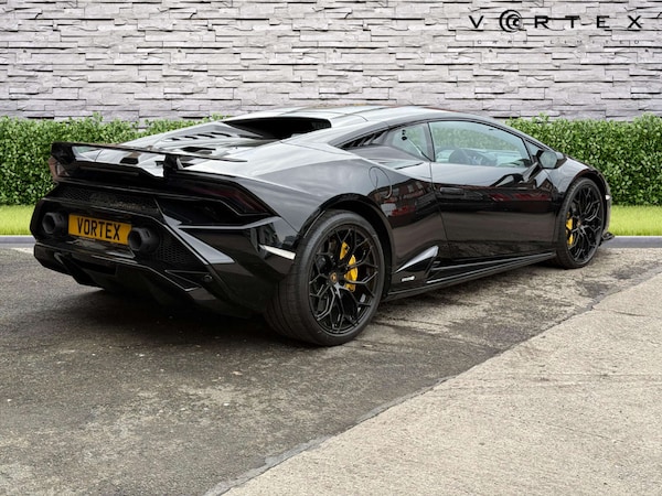 Used Lamborghini Huracan 2023 for sale - 75281230: Photo 5