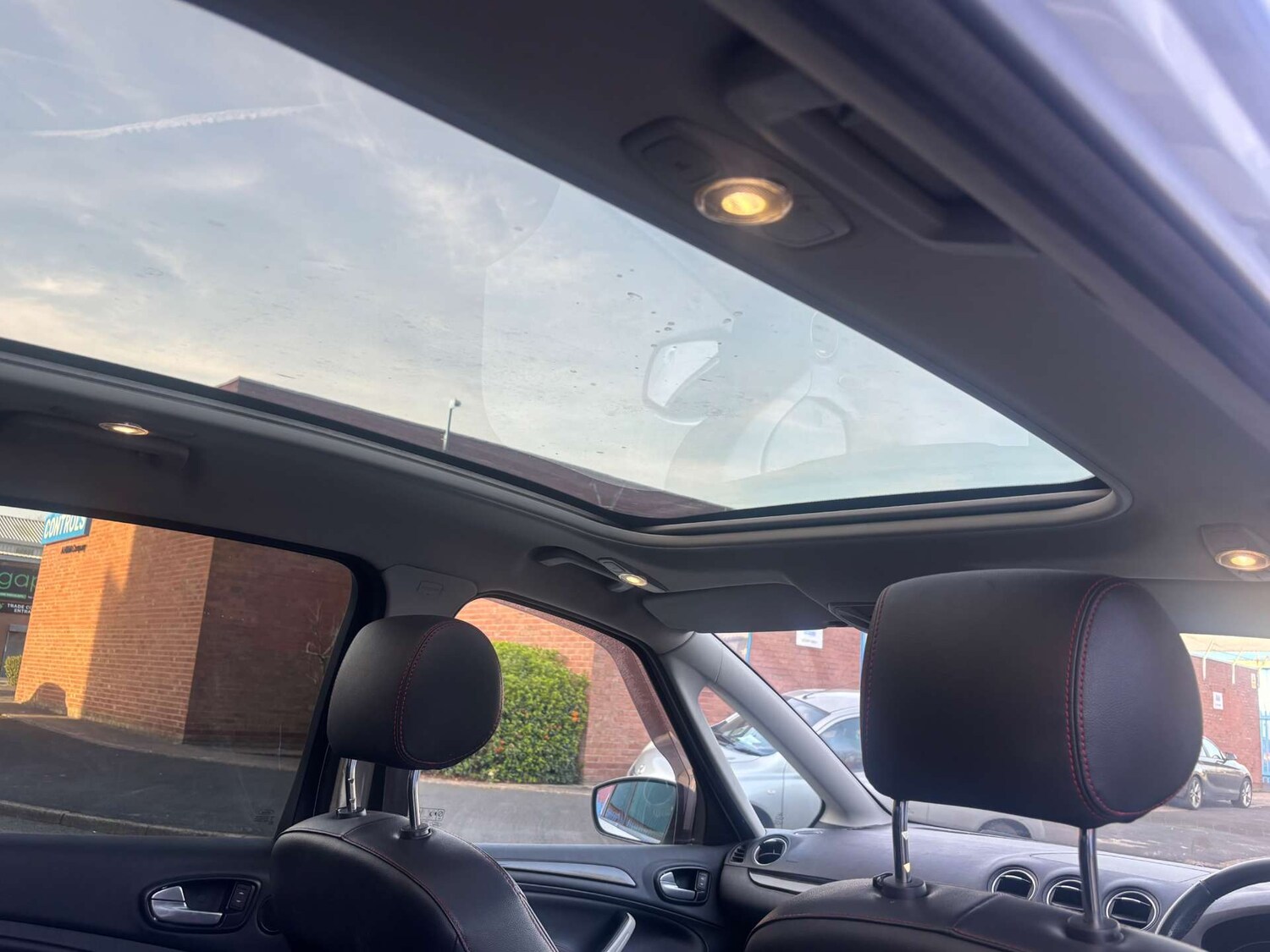 Used Ford S-Max 2012 for sale - 77937251: Photo 21