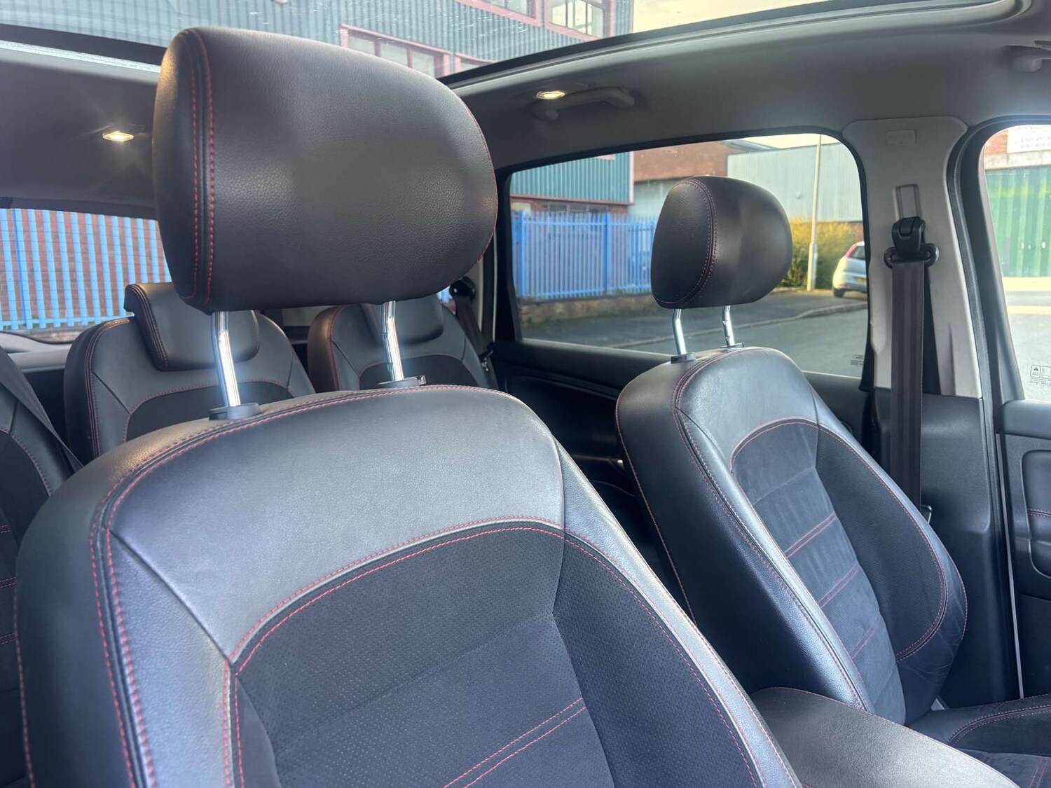 Used Ford S-Max 2012 for sale - 77937251: Photo 25