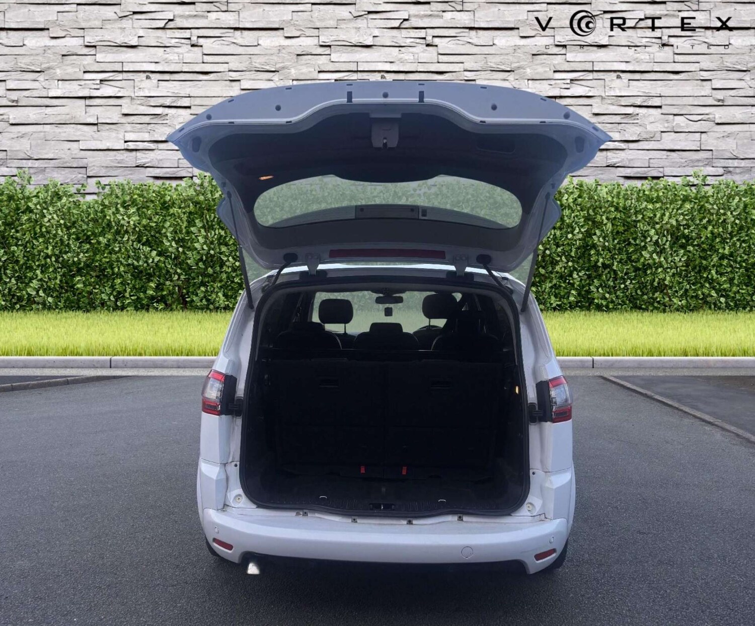 Used Ford S-Max 2012 for sale - 77937251: Photo 9