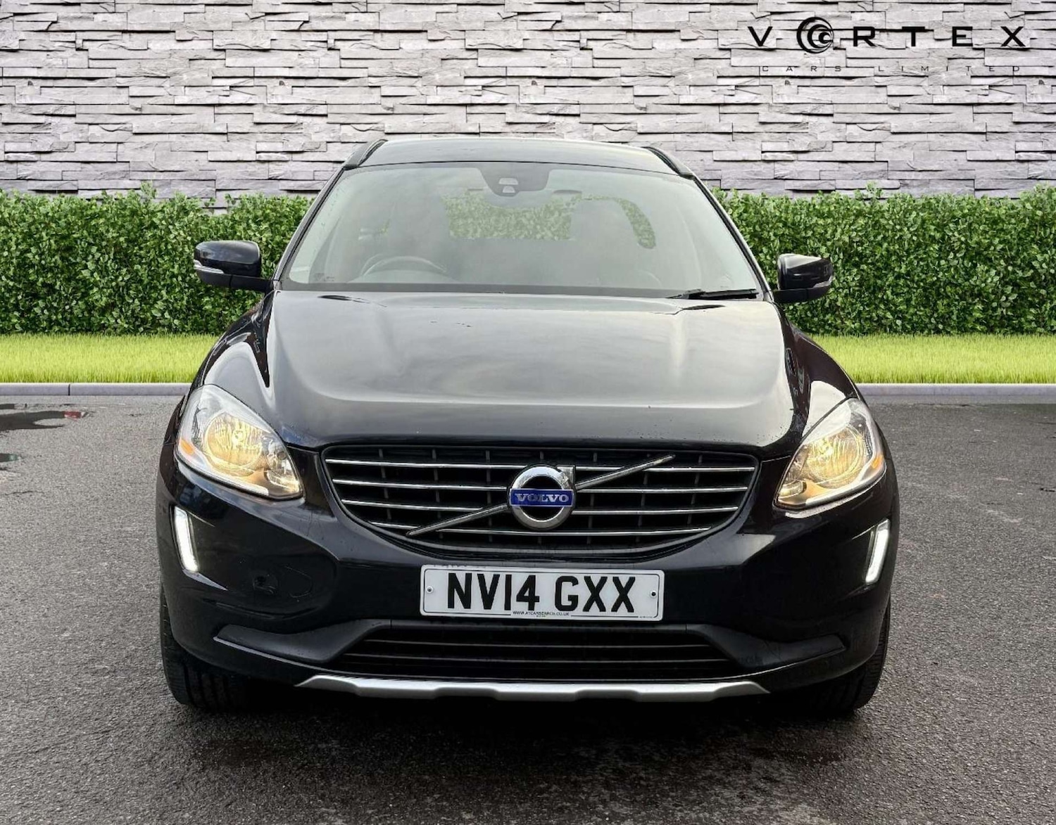 Used Volvo XC60 2014 for sale - 77148623: Photo 2