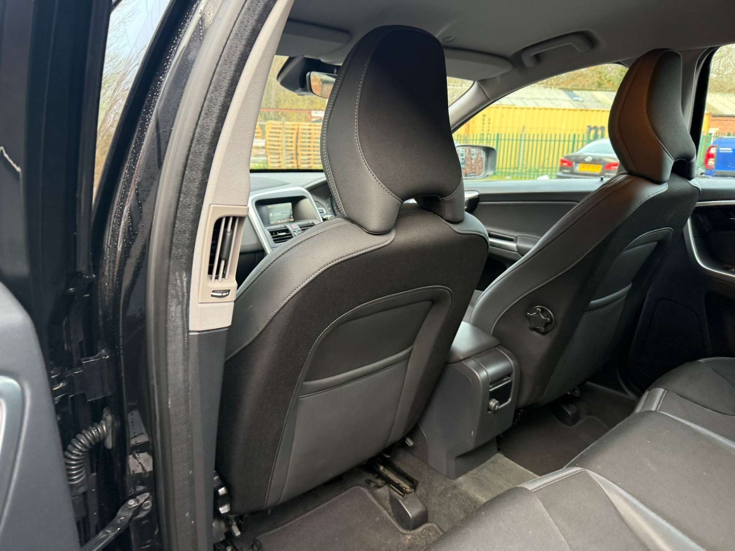 Used Volvo XC60 2014 for sale - 77148623: Photo 24