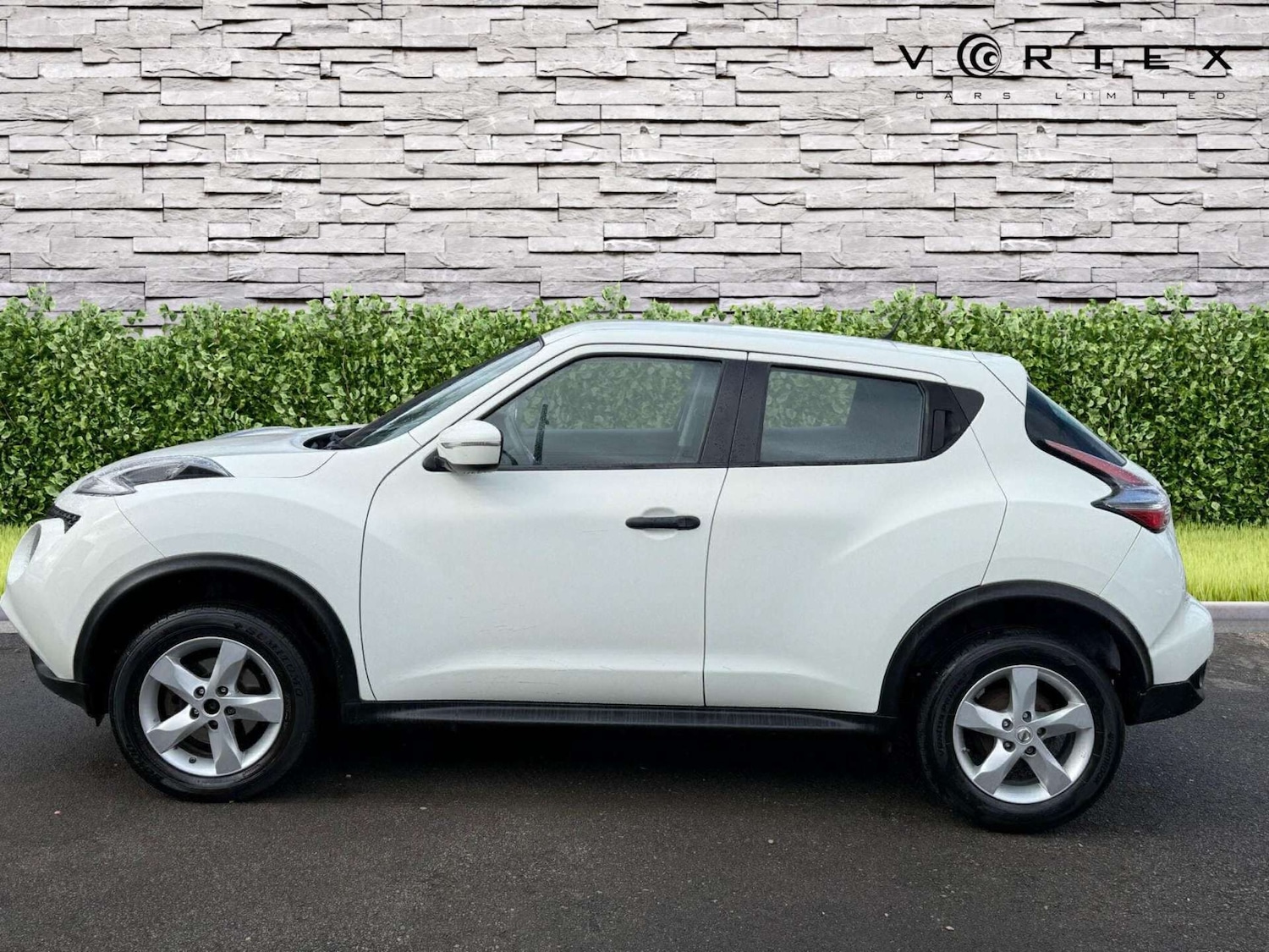Used Nissan Juke 2015 for sale - 77148643: Photo 4