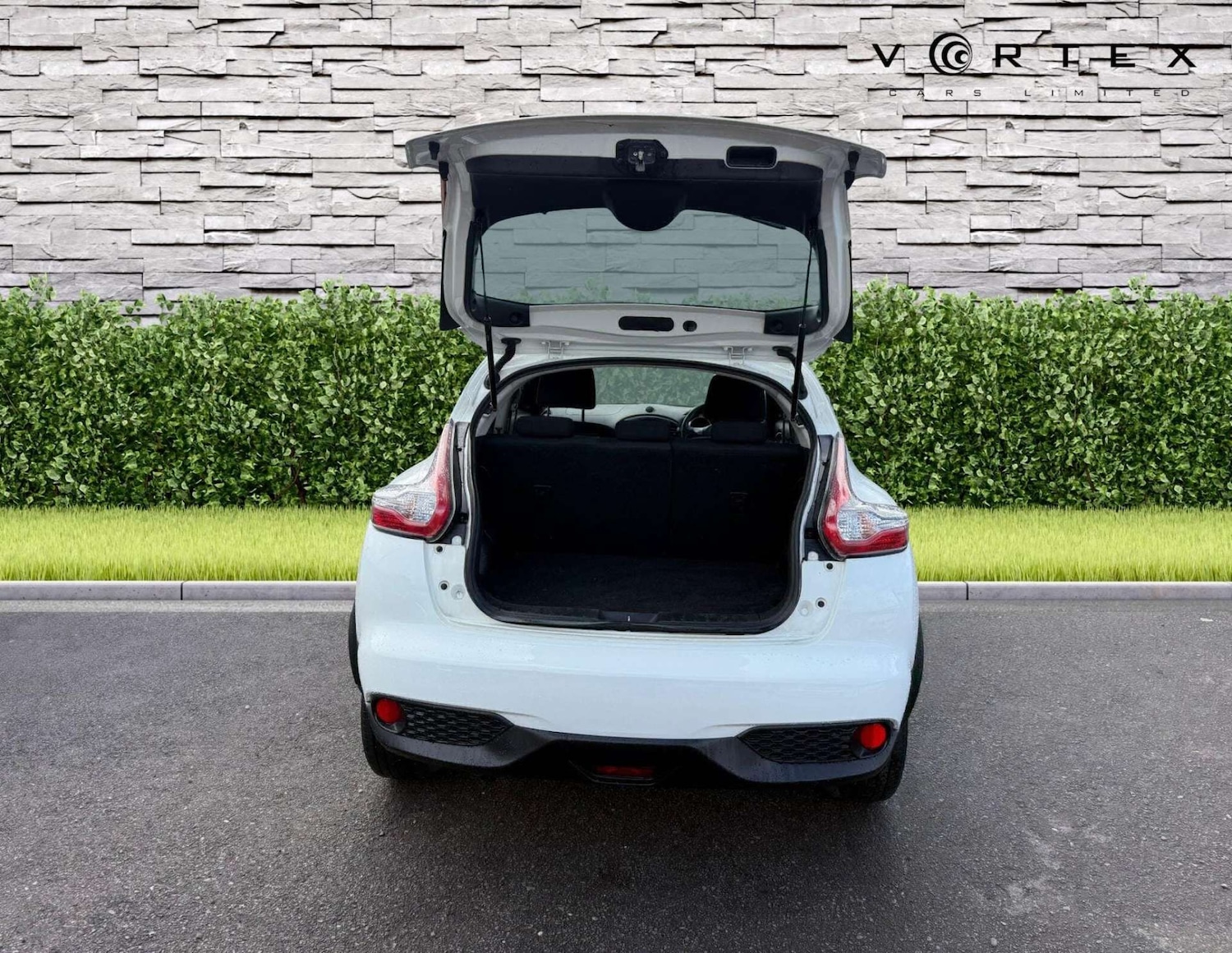 Used Nissan Juke 2015 for sale - 77148643: Photo 9