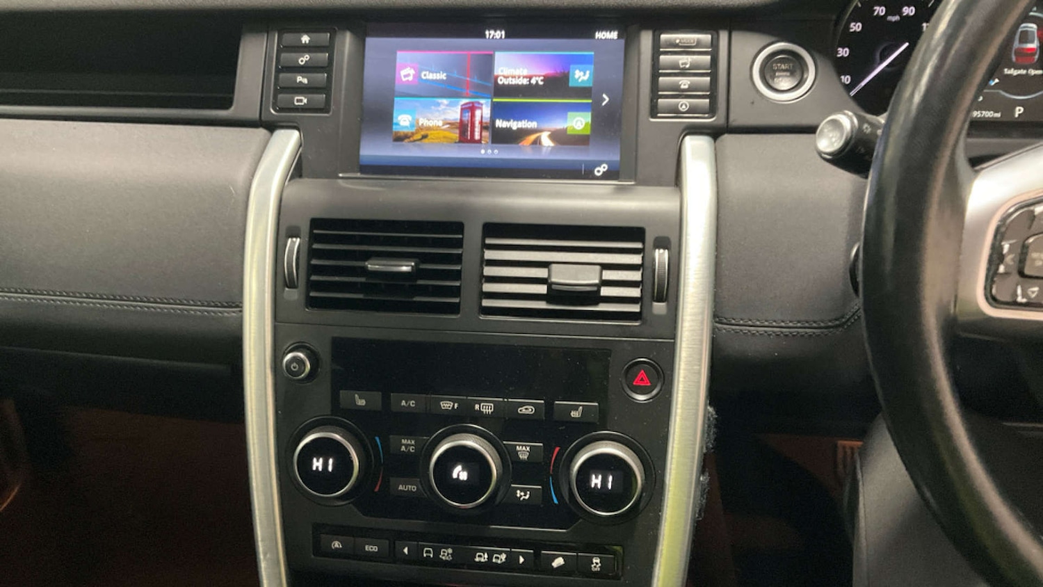 Used Land Rover Discovery Sport 2017 for sale - 77342174: Photo 11