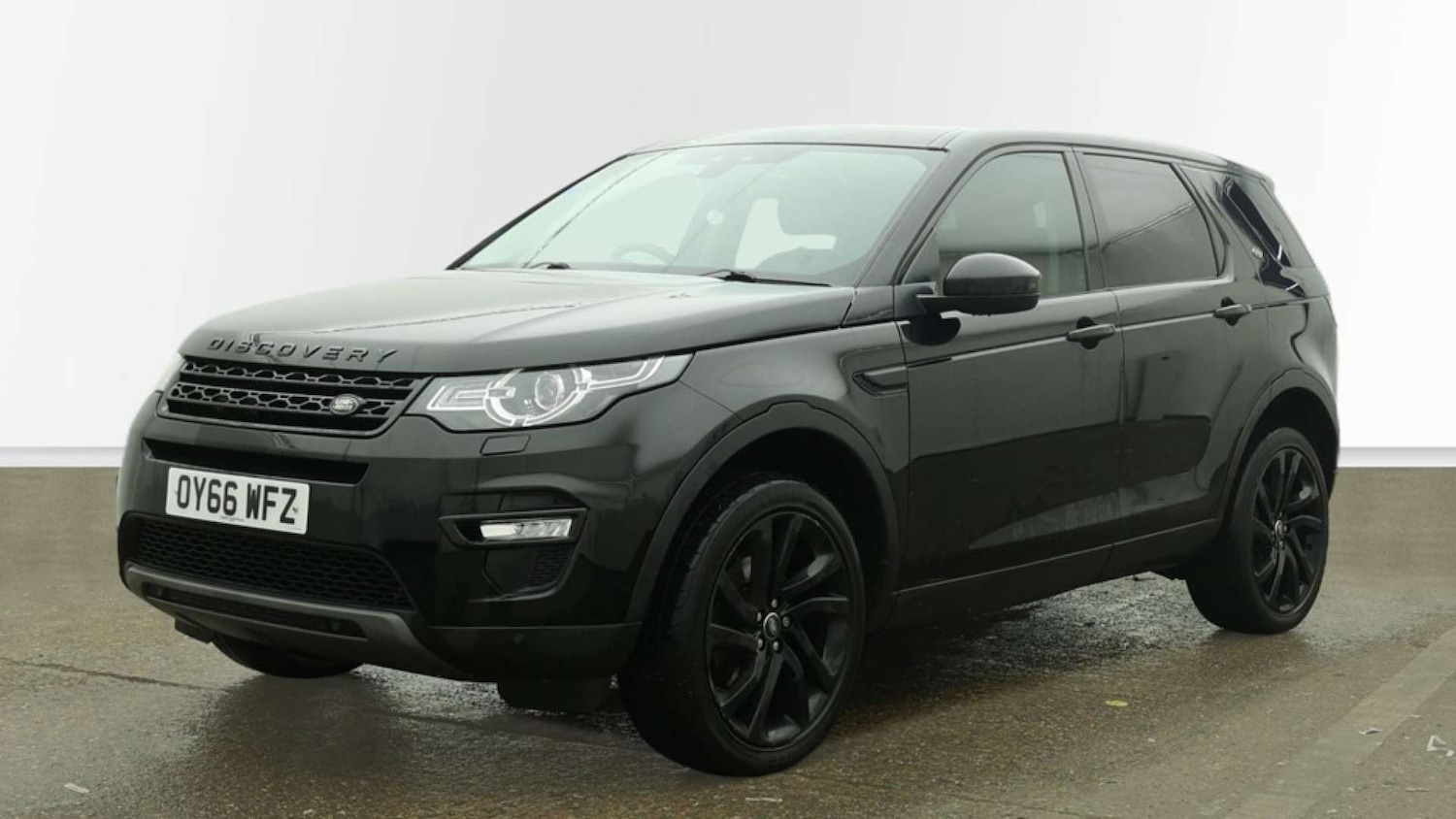 Used Land Rover Discovery Sport 2017 for sale - 77342174: Photo 2