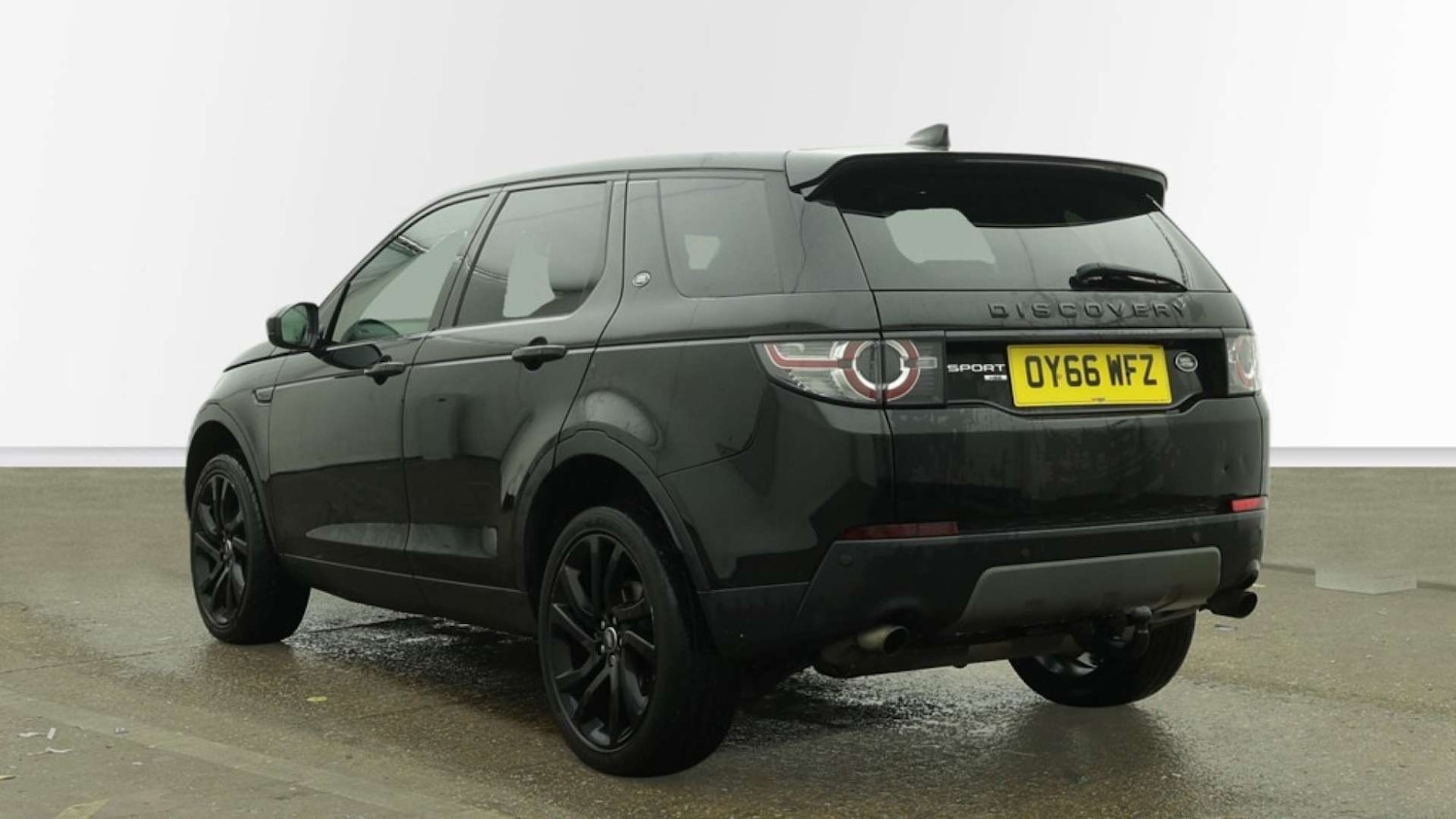 Used Land Rover Discovery Sport 2017 for sale - 77342174: Photo 3