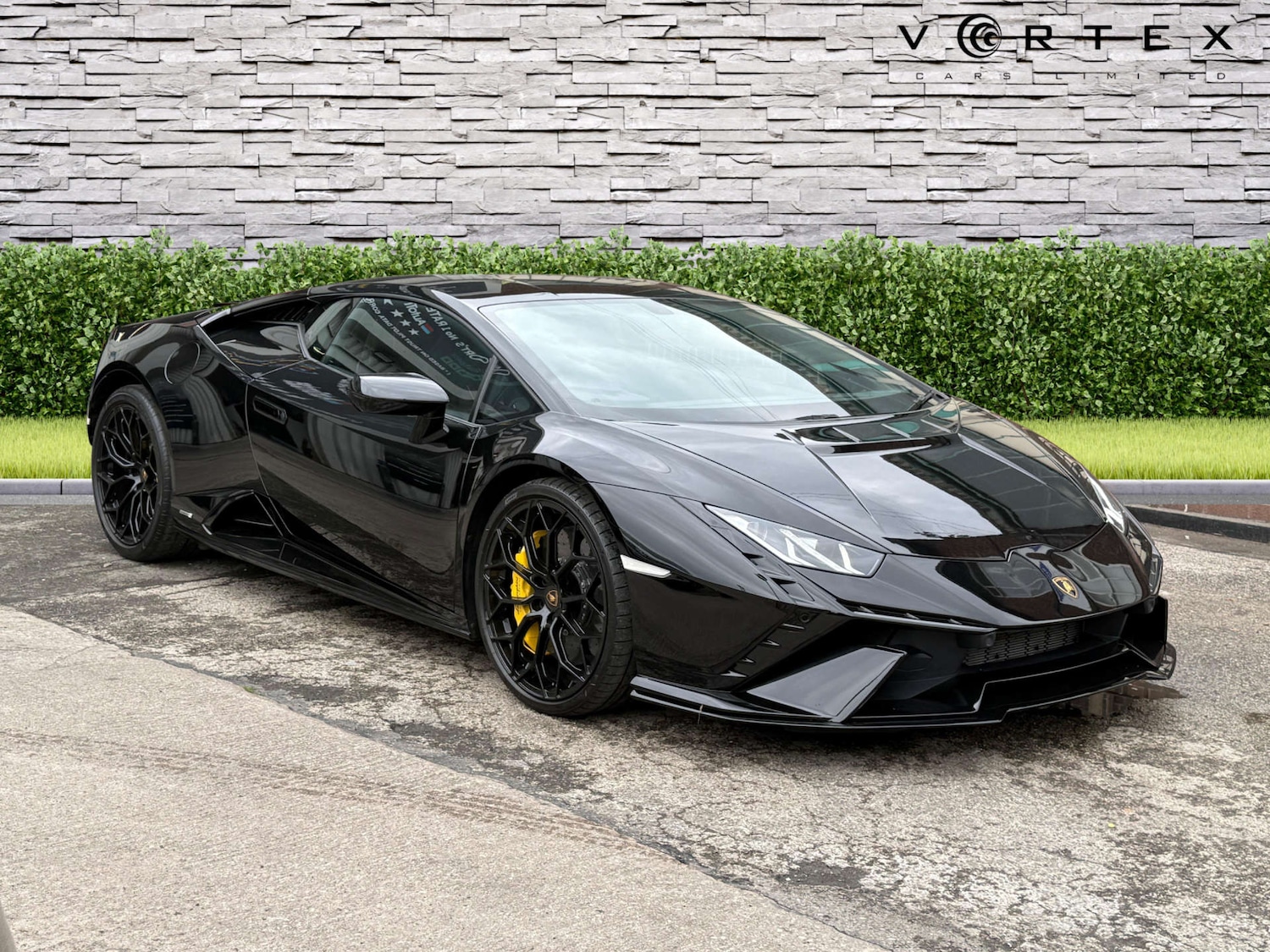 Used Lamborghini Huracan 2023 for sale - 77069414: Photo 2