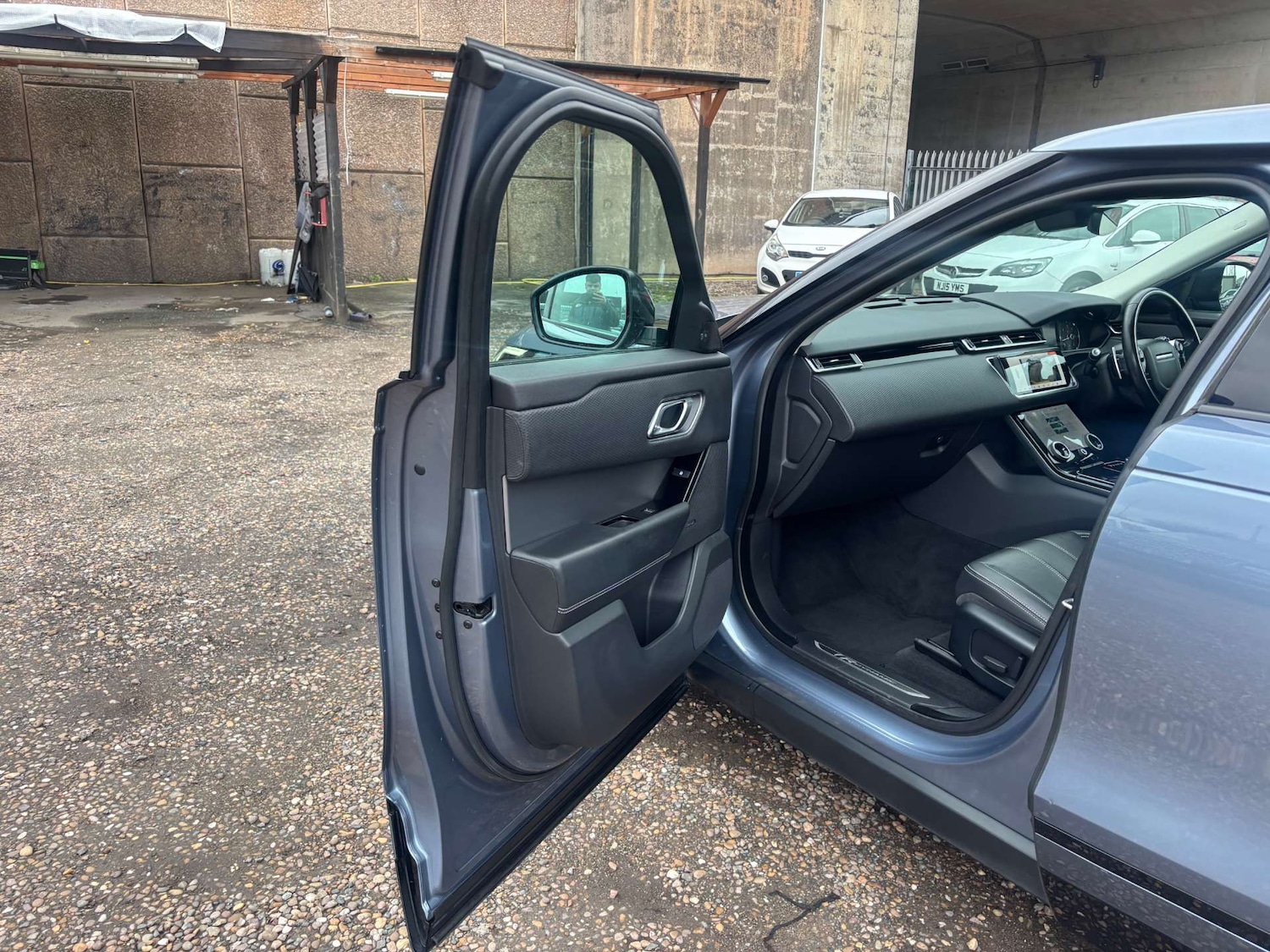 Used Land Rover Range Rover Velar 2017 for sale - 77569682: Photo 13