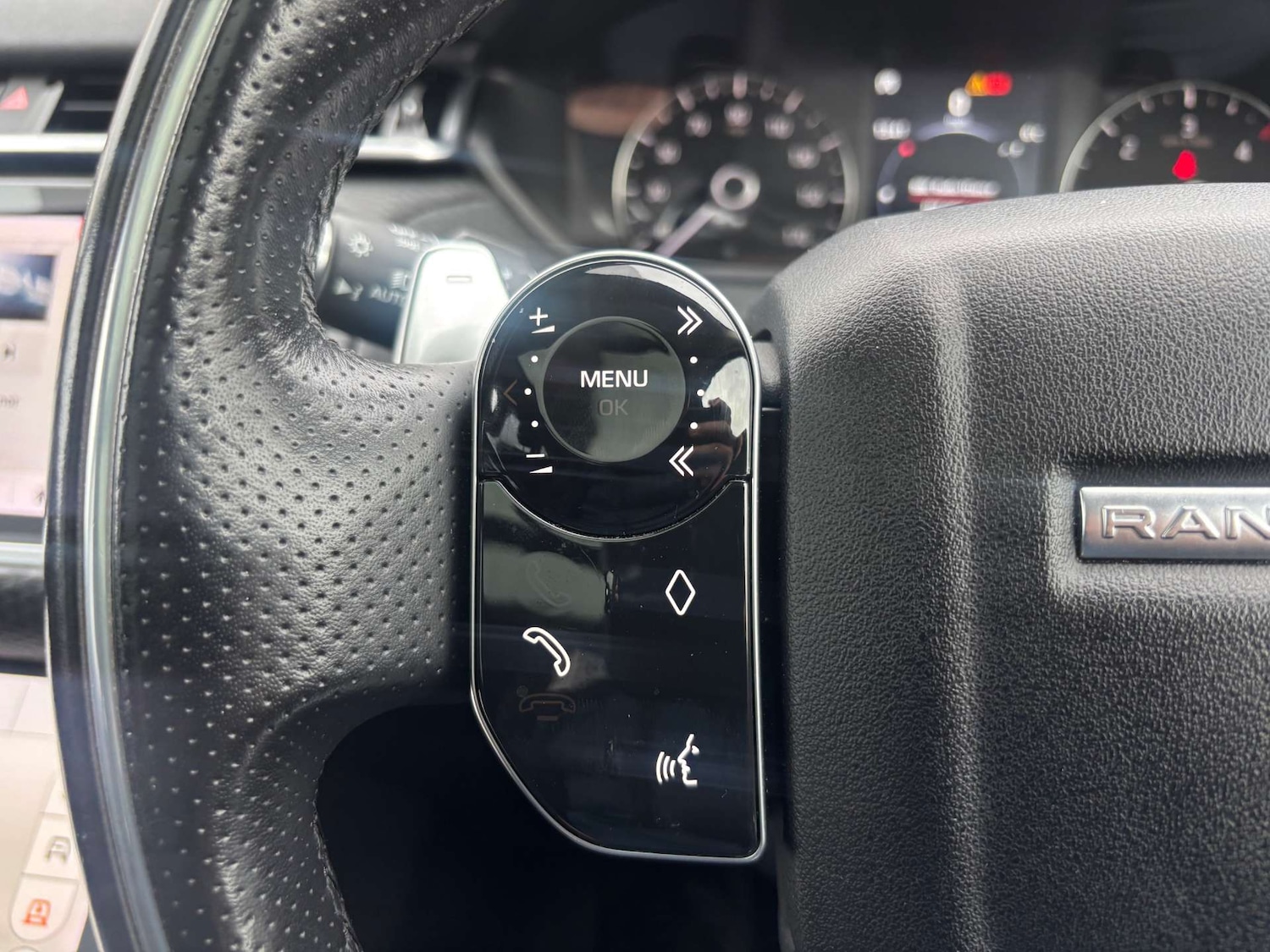 Used Land Rover Range Rover Velar 2017 for sale - 77569682: Photo 39