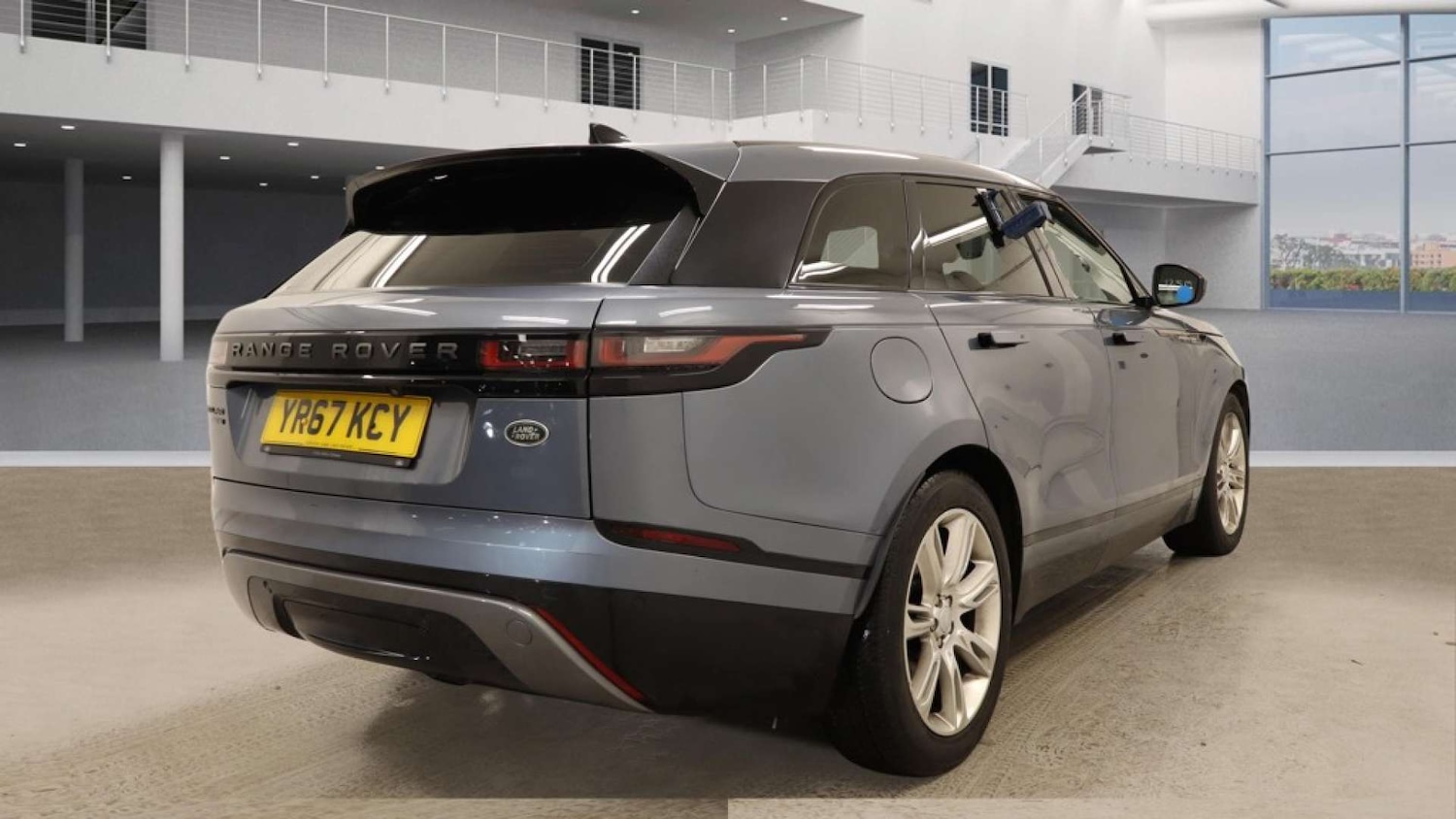 Used Land Rover Range Rover Velar 2017 for sale - 77569682: Photo 4