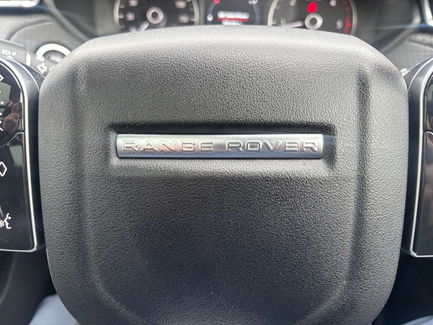 Used Land Rover Range Rover Velar 2017 for sale - 77569682: Photo 40