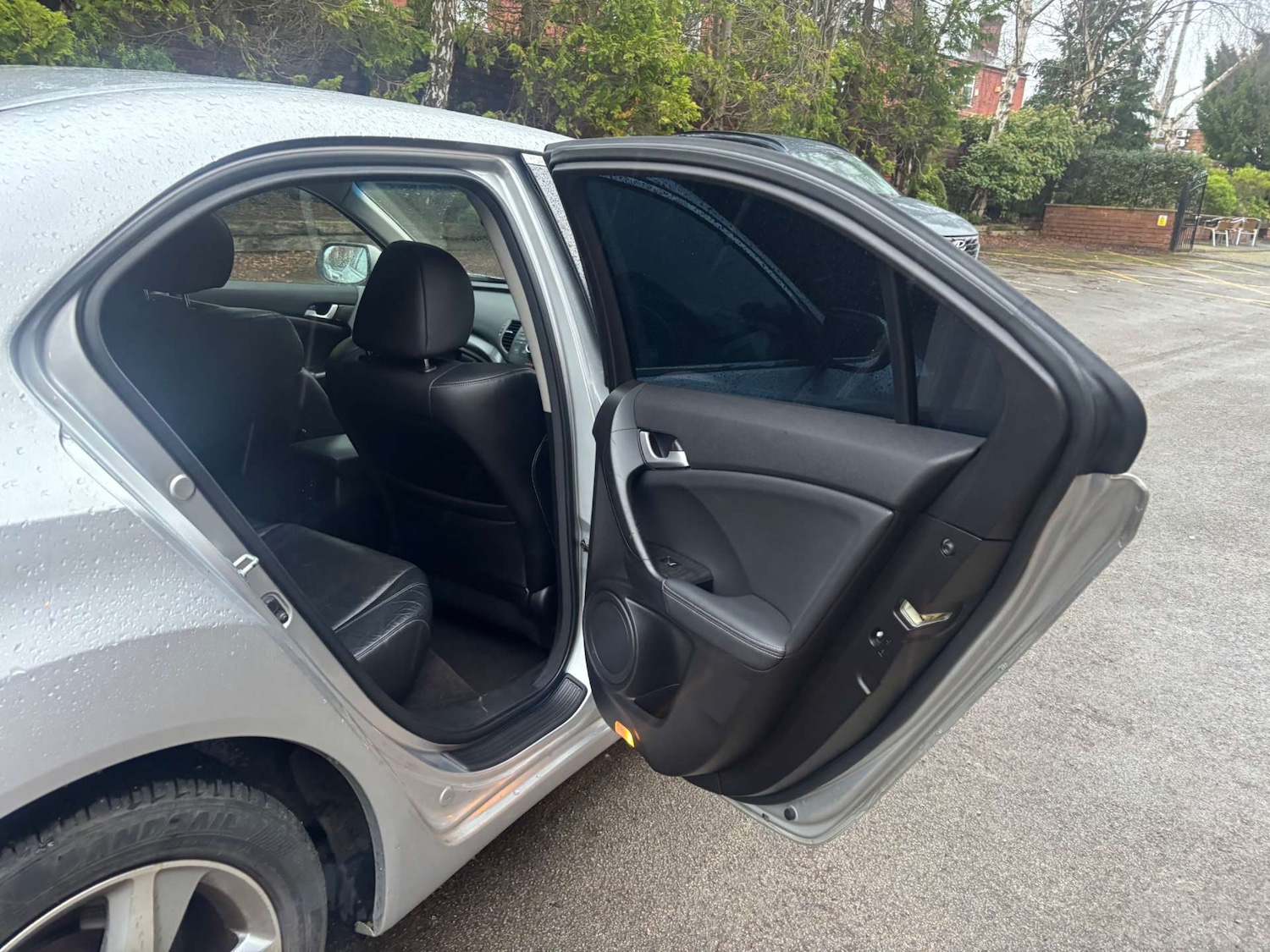 Used Honda Accord 2012 for sale - 77797700: Photo 16