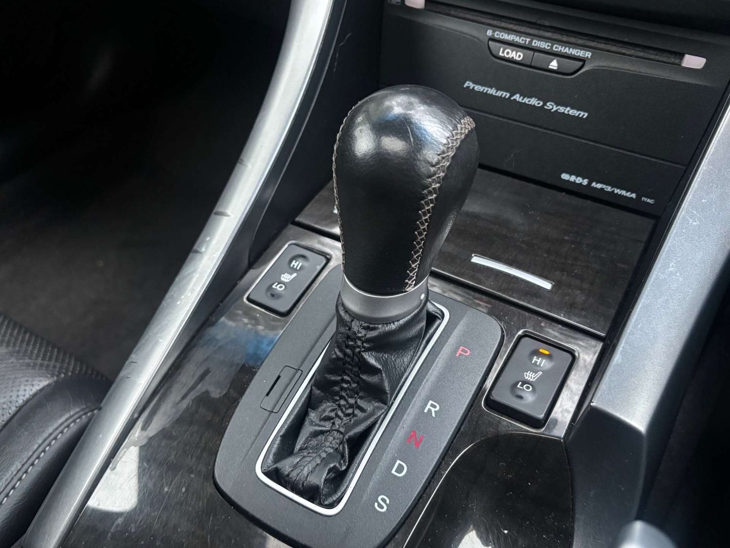 Used Honda Accord 2012 for sale - 77797700: Photo 30