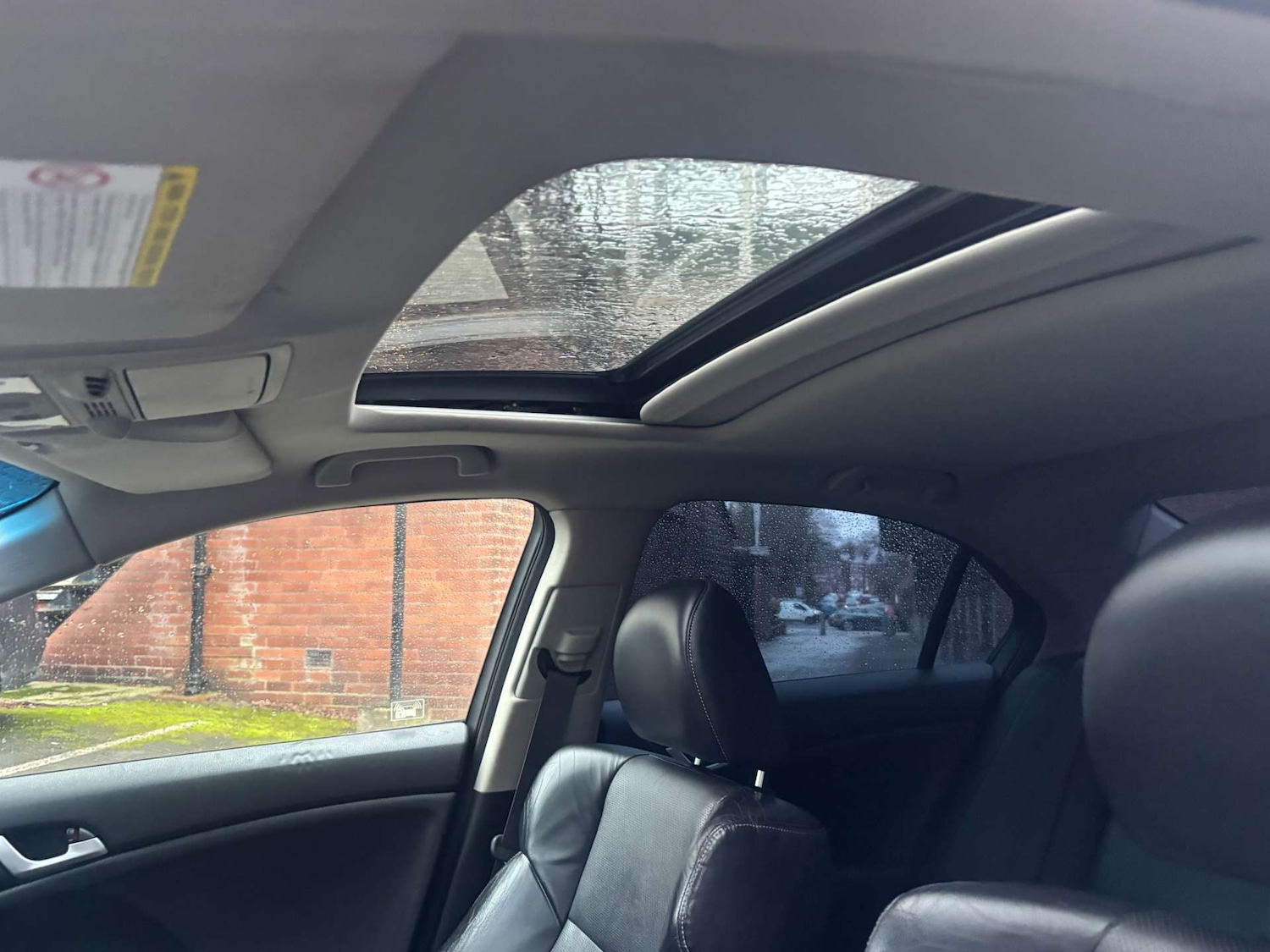 Used Honda Accord 2012 for sale - 77797700: Photo 37