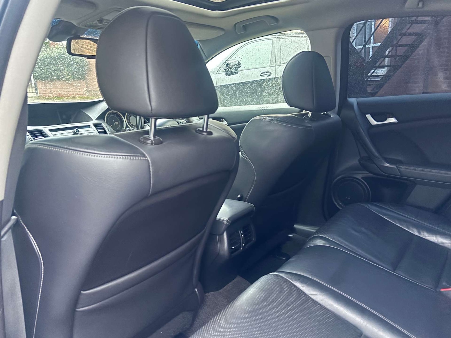 Used Honda Accord 2012 for sale - 77797700: Photo 41