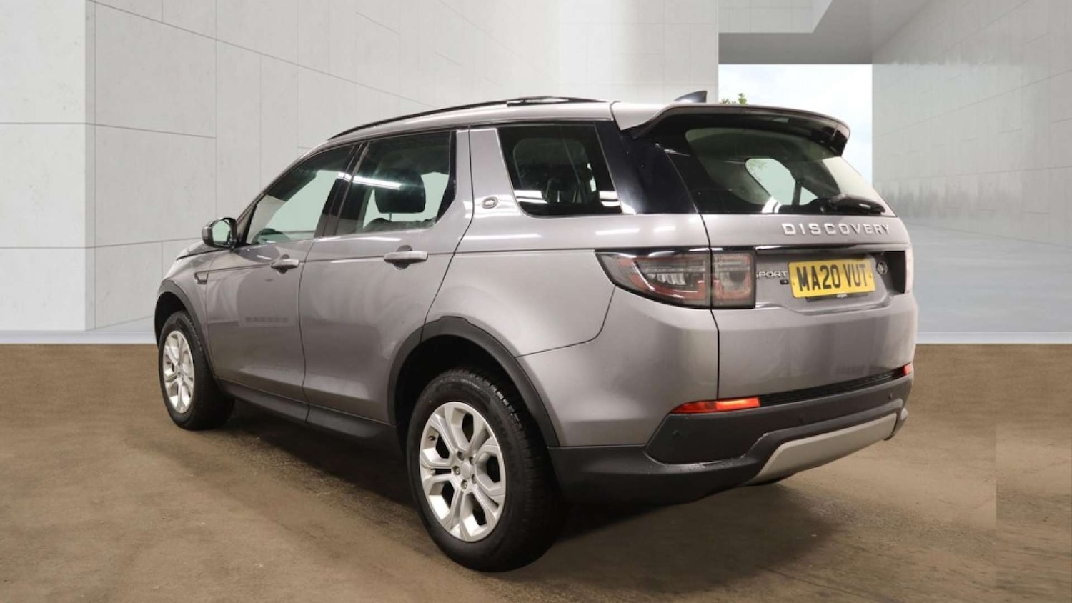 Used Land Rover Discovery Sport 2020 for sale - 78155671: Photo 2