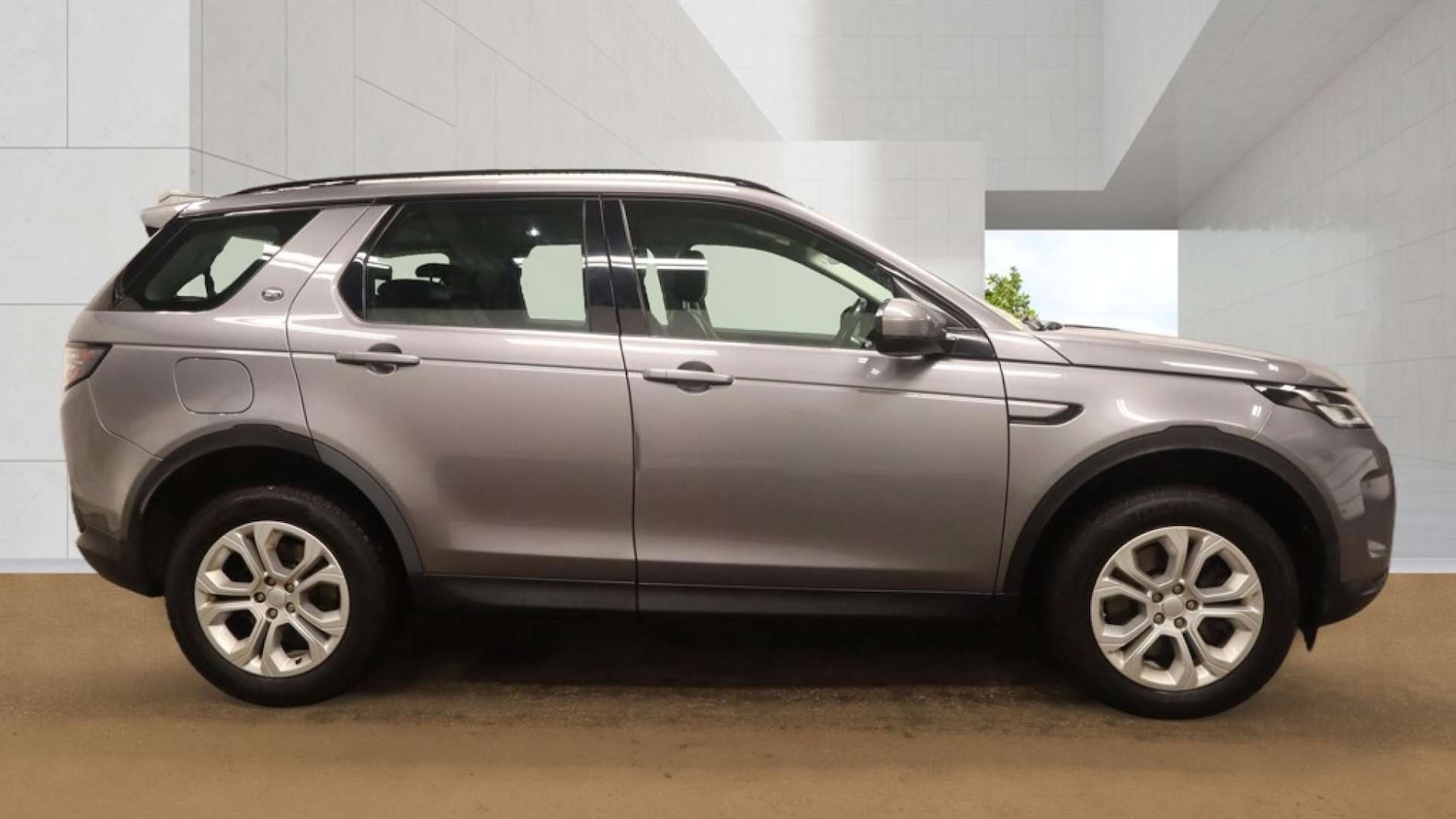 Used Land Rover Discovery Sport 2020 for sale - 78155671: Photo 4